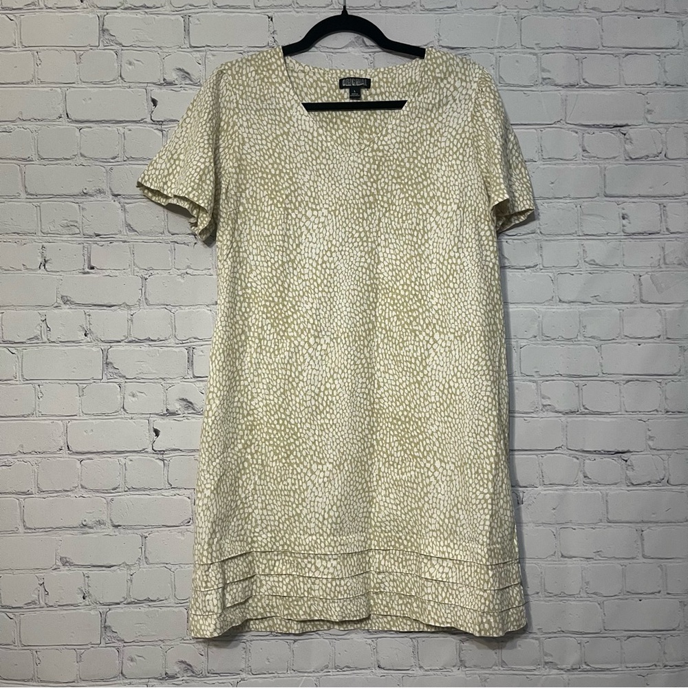 Original Nicole Miller linen blend Neutral Animal Print
Shift Dress Size Large